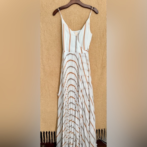 H&M Ivory Maxi Dress with Tan Stripes size 6 - Picture 5 of 16